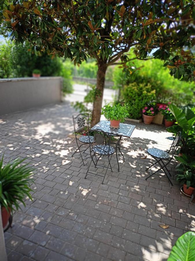 Marco - Camere Con Bagno Privato Vicino Al Centro Foligno Eksteriør bilde