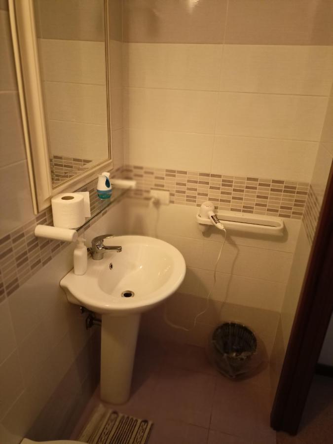 Marco - Camere Con Bagno Privato Vicino Al Centro Foligno Eksteriør bilde