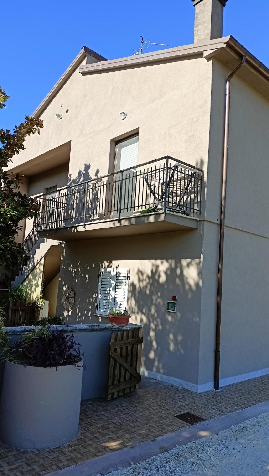 Marco - Camere Con Bagno Privato Vicino Al Centro Foligno Eksteriør bilde